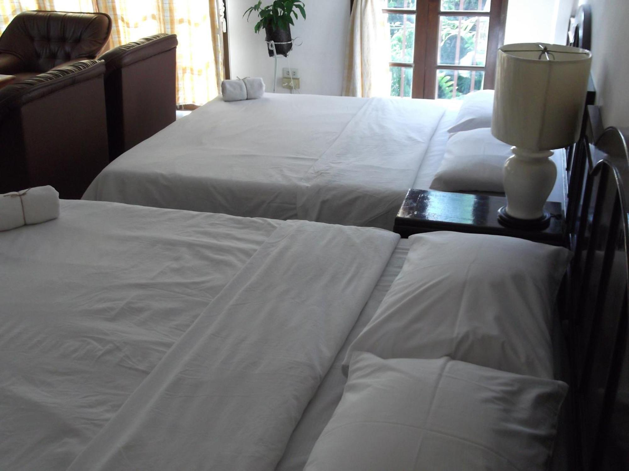 Rim Ping Guest House Чиангмай Экстерьер фото